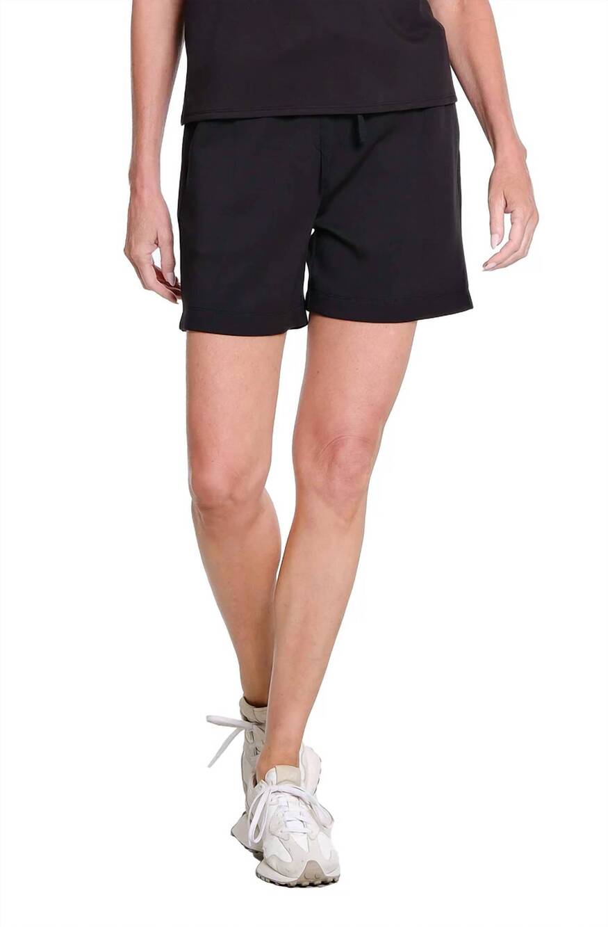 NEW MULTIPLES drawstring elastic waist pull-on short in black